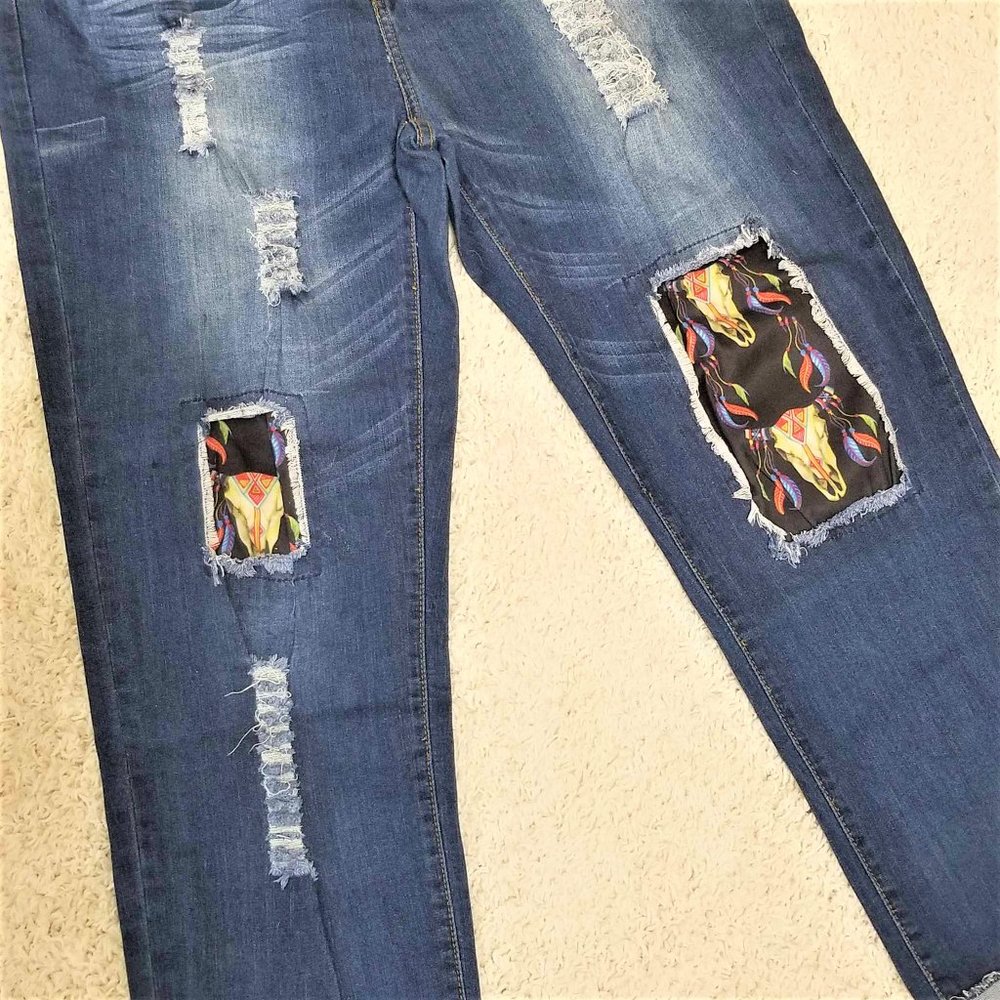 Jeans. Steer-Skull Fabric Patch Inserts. Destroyed. Sizes 18 & 20. - Picture 7 of 10